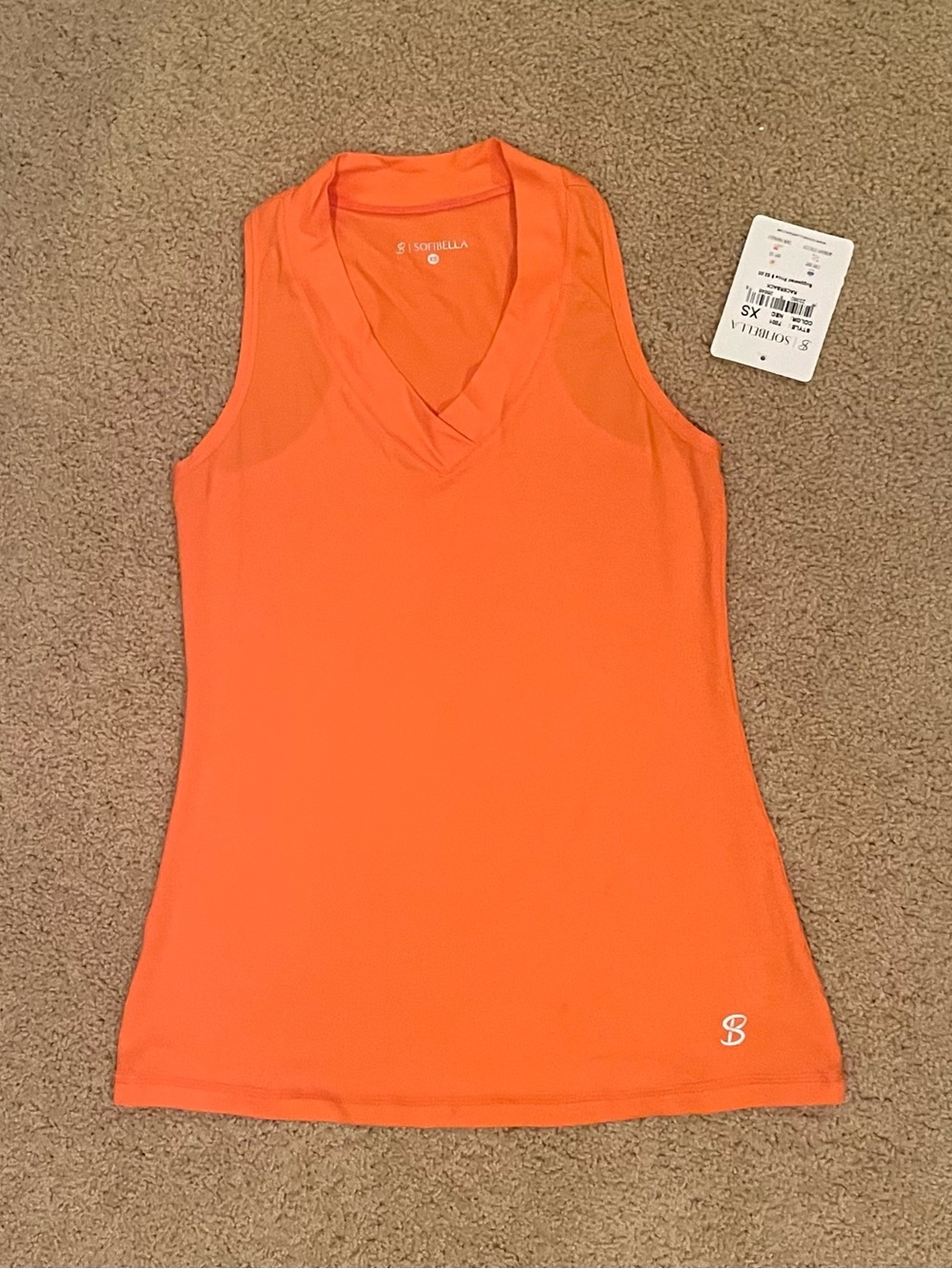 NWT Women's Sofibella Size XS V-Neck Tennis Tank Top in Nectarine